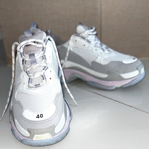 Balenciaga Triple S Hype Cycle Sneakers Women’s Size 40 – RARE PASTEL COLORWAY - Picture 1 of 8